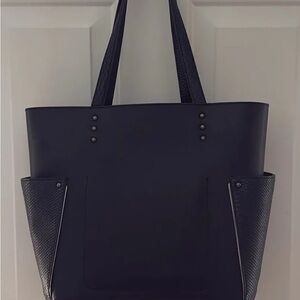 Simply Vera Vera Wang Black with silver accents Shoulder Bag